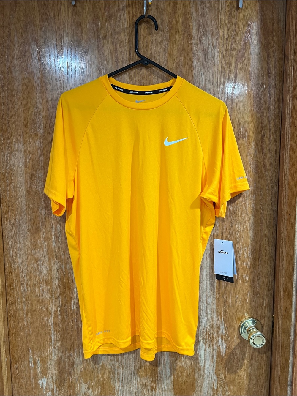 *NWT* Nike Men’s Short Sleeve Dri-FIT Tee in Bright Yellow with White Swoosh